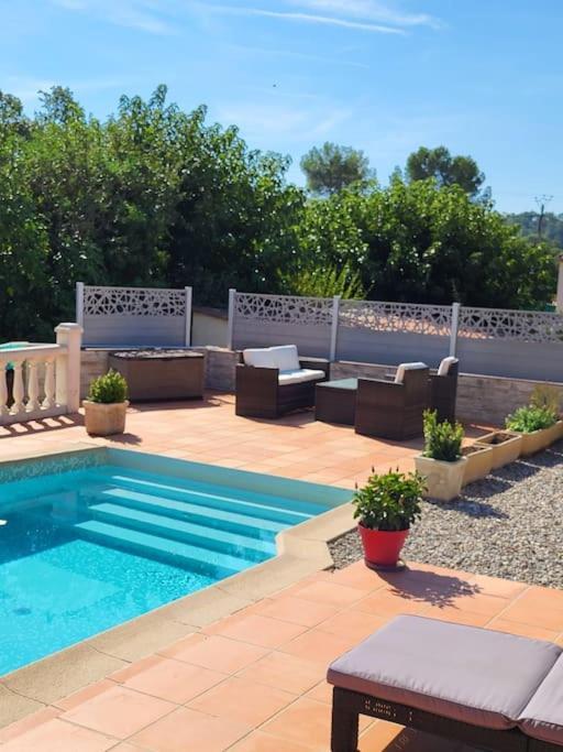 Cosy Rez-De-Jardin De Villa Бриньоль Экстерьер фото